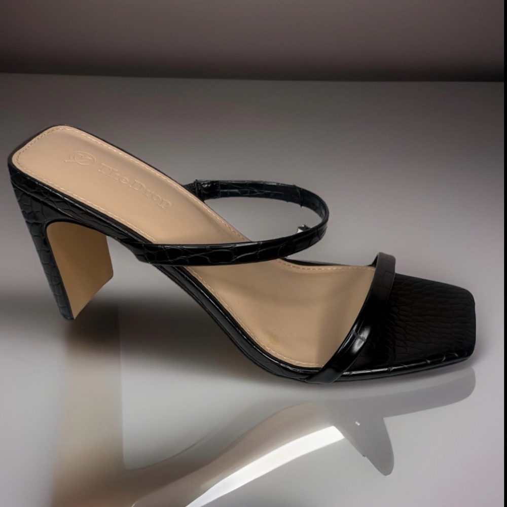 The Drop‎ Women’s Black Croc-Embossed Heel Sandals Size 8 New in Box